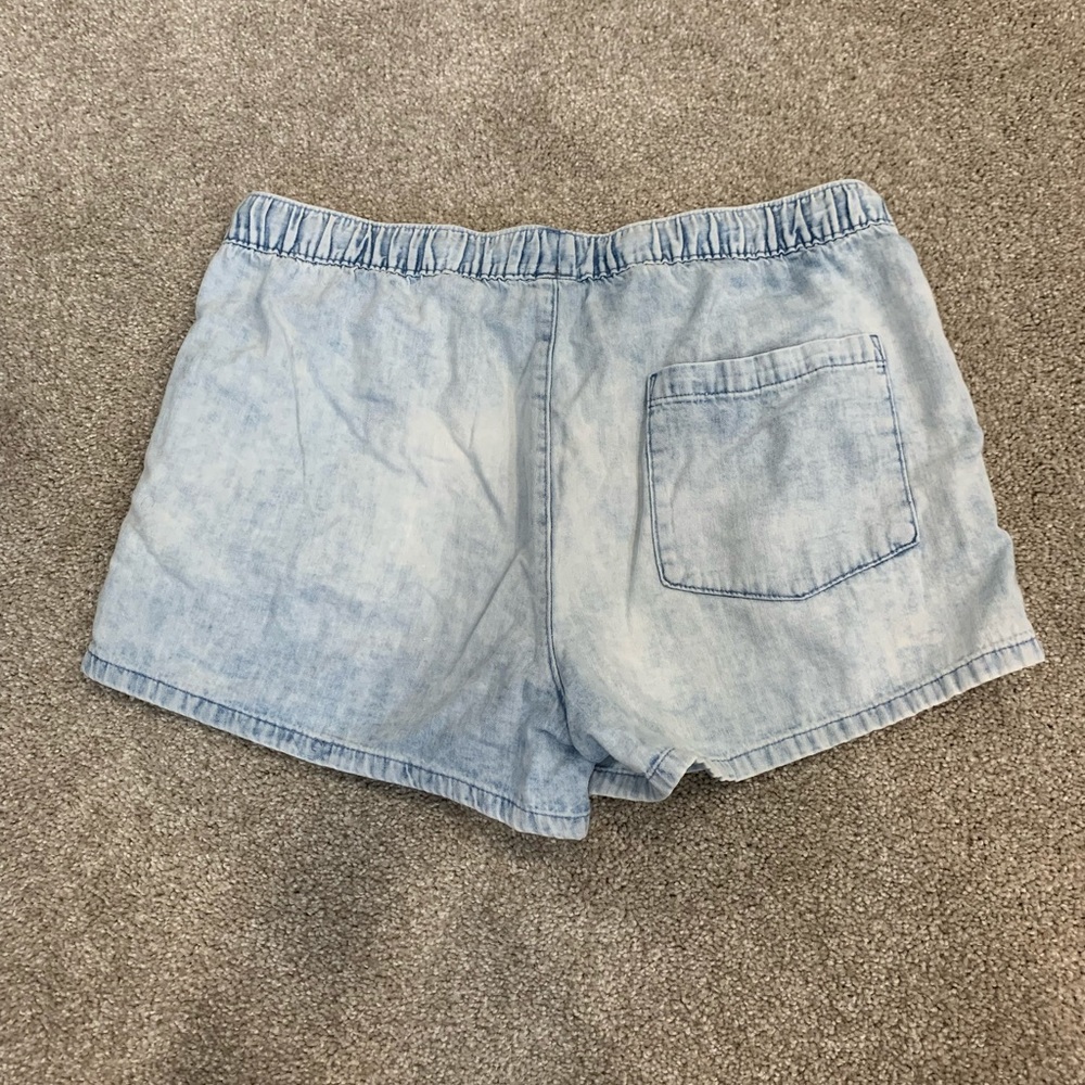 Aerie vintage jean wash pull on tie front shorts - Picture 6 of 7